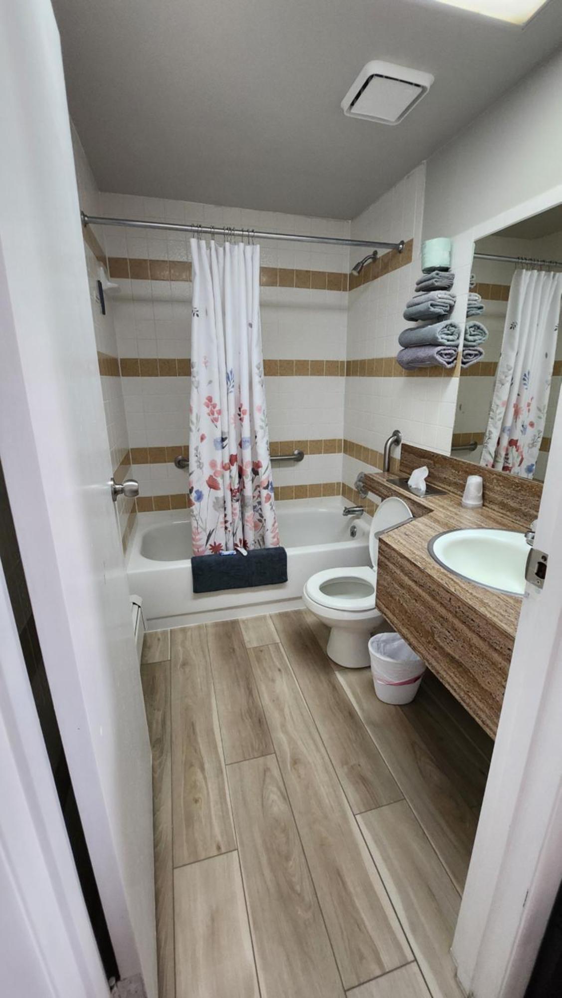 Golden Arrow Motel 라마 객실 사진