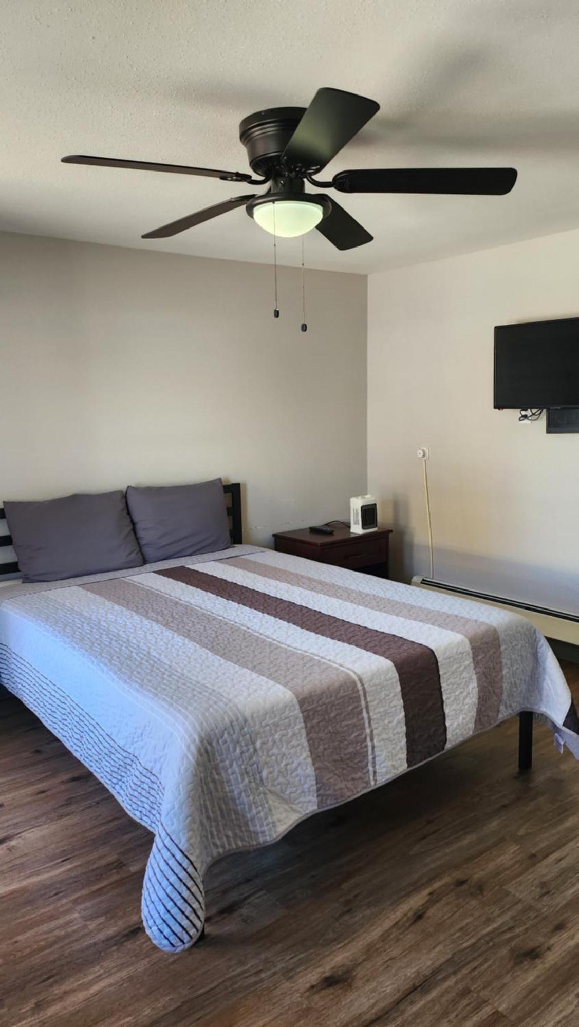 Golden Arrow Motel 라마 외부 사진